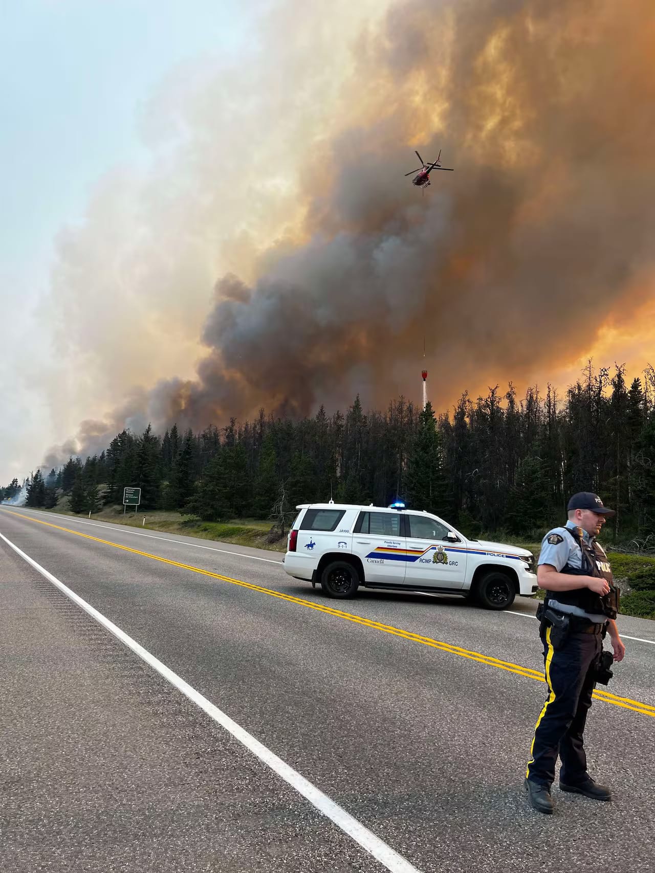 Jasper National Park under wildfire evacuation order