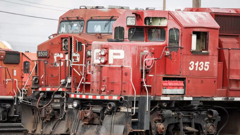 Rail reopening begins with workers at CN taking down pickets, but CPKC stoppage ongoing