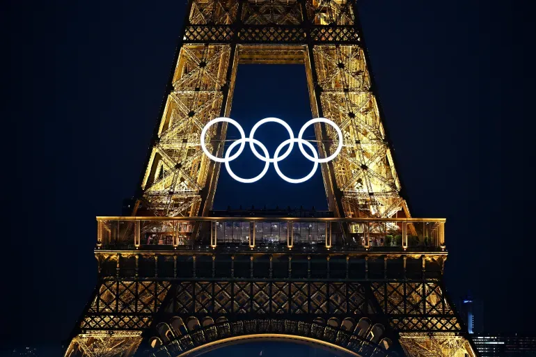 Paris mayor’s plan to keep Olympic rings on Eiffel Tower sparks criticism