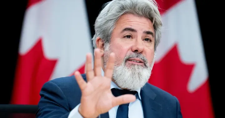 Pablo Rodriguez quits Trudeau cabinet to seek Quebec Liberal leadership