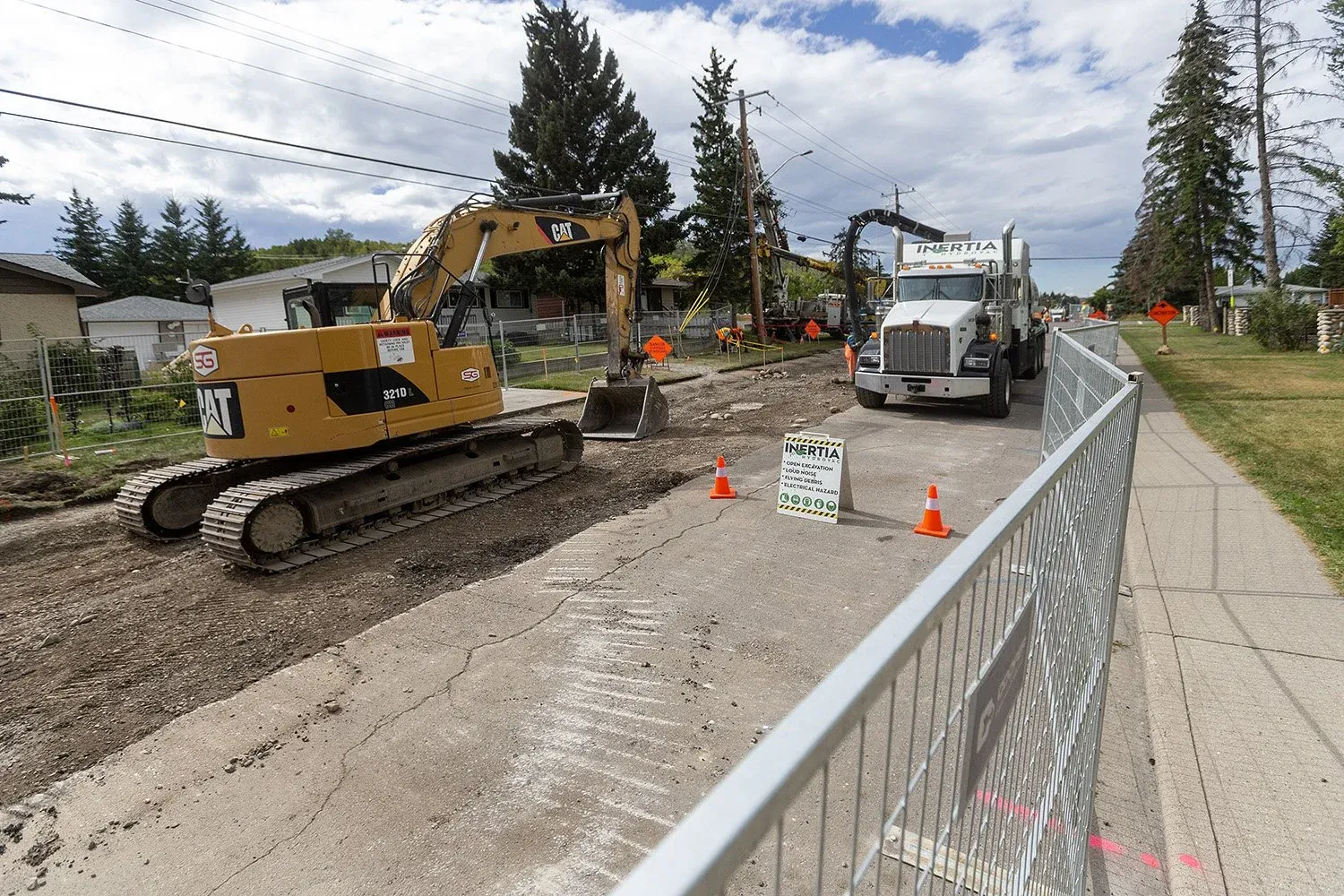 Calgary bylaw officers work over long weekend as reports continue of water scofflaws