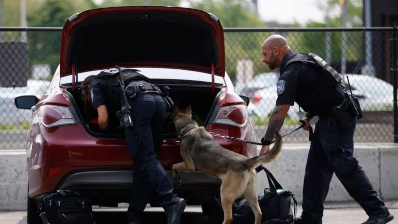 U.S. border patrol reports record number of encounters with migrants at the Canadian border