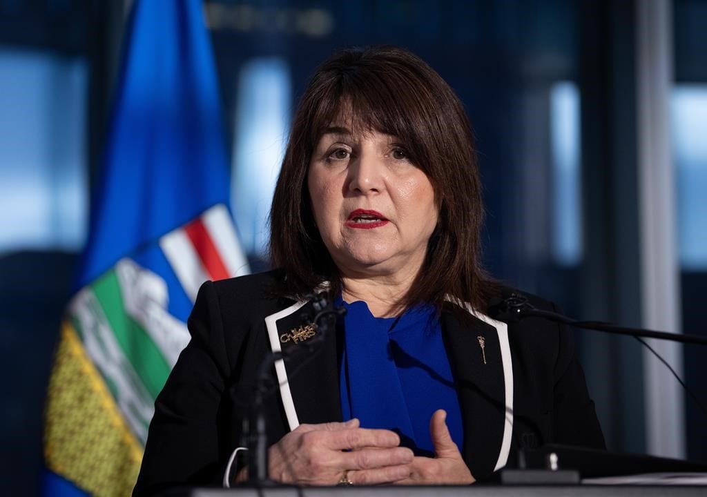 Announcement looming on future of primary healthcare in Alberta