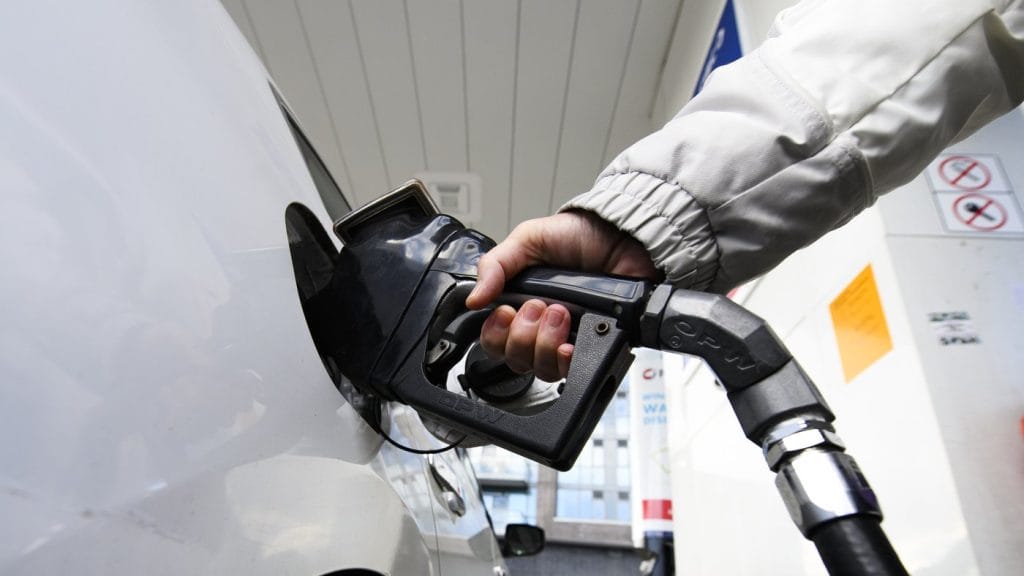 In Nova Scotia, the price of diesel rises while that of petrol falls somewhat