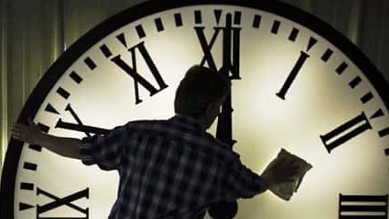 What do you think about the time change? Quebec wants to know