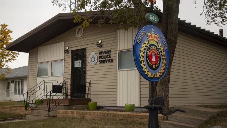 Western Manitoba municipality residents worry about response times after local police force dissolved