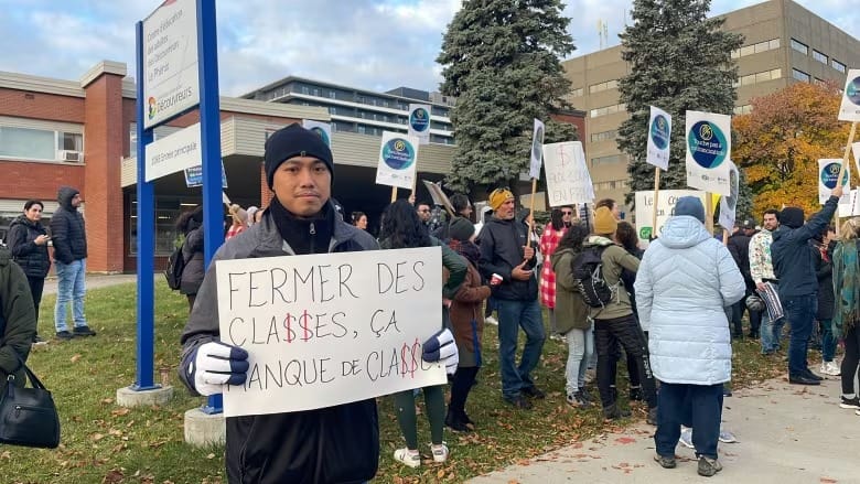 Quebec adult education centres reeling from cuts to French-language classes