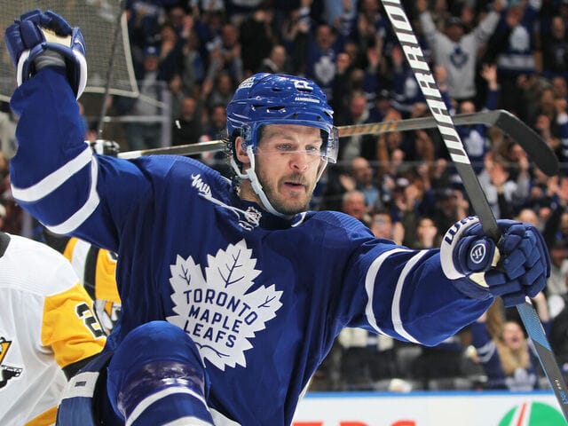 Jake McCabe signs a five-year contract extension with the Maple Leafs