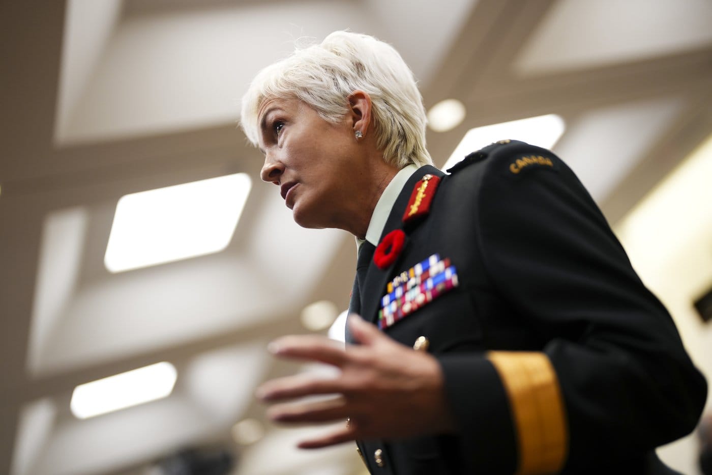 Canada’s top general takes on U.S. senator in defending womens’ role in combat units