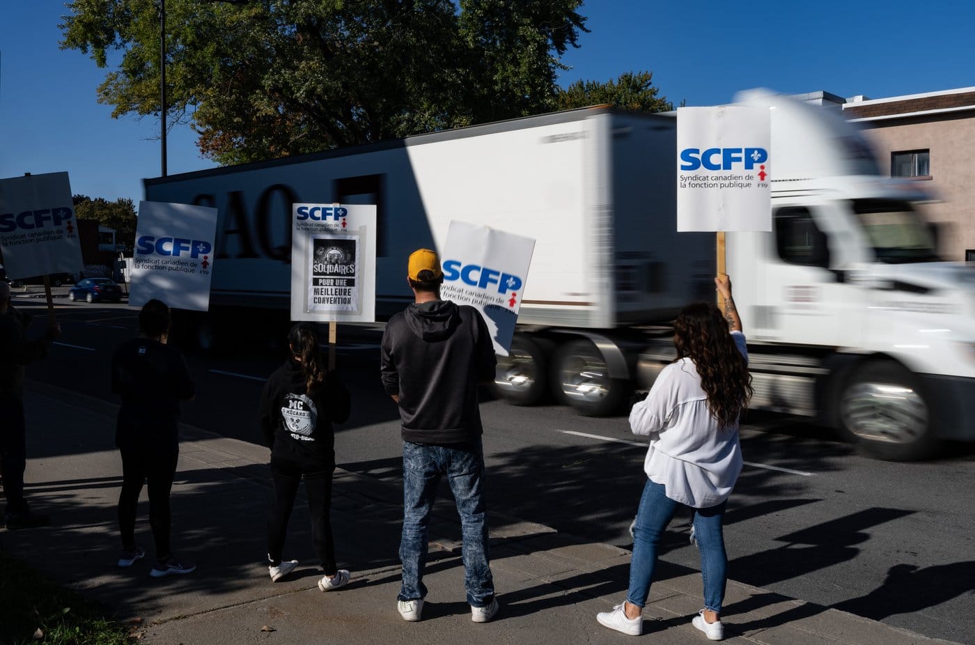 Partial strike of Port of Montreal longshore workers: court rejects employers’ request