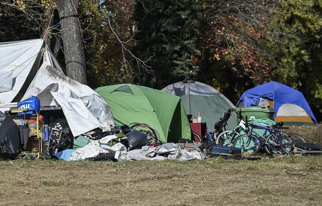 Montreal city councillors table motion to declare state of emergency on homelessness