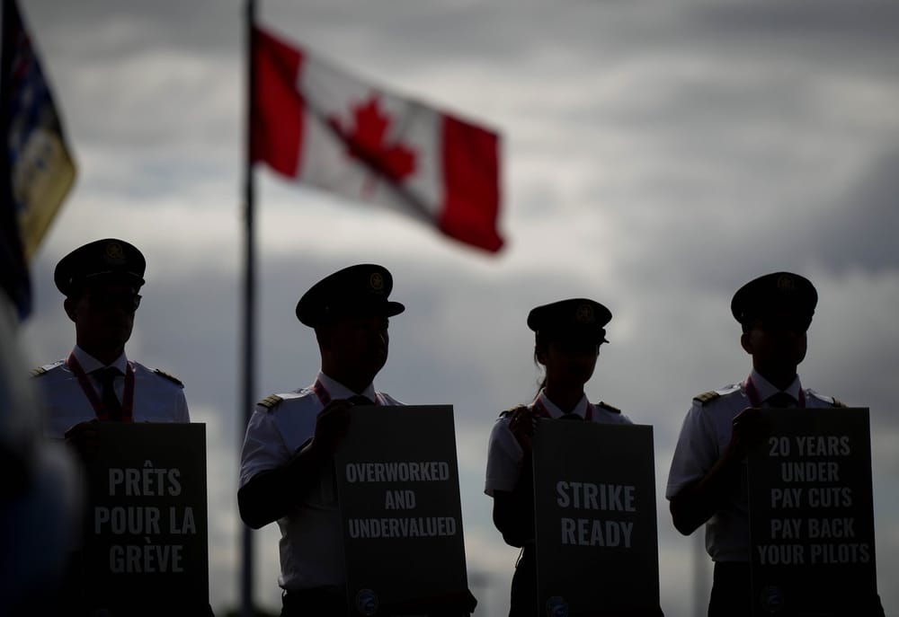 Head of the Air Canada union threatens to quit if pilots reject the contract post image