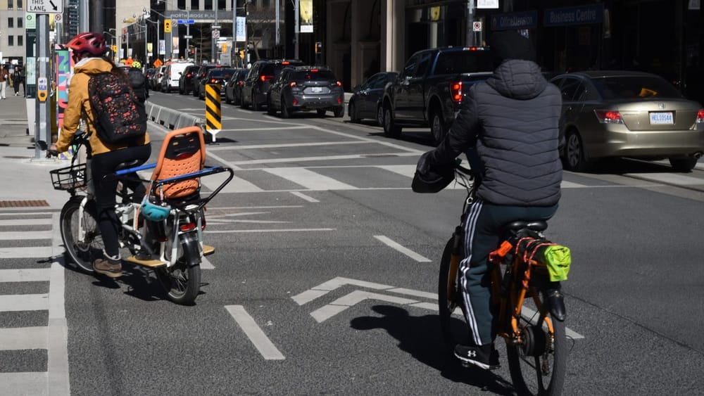 Legislation restricting bike lanes on city streets is planned by Ontario post image