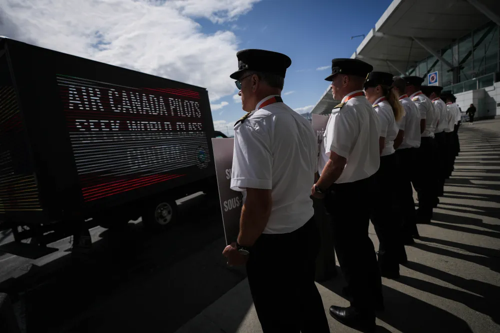 Poilievre urges ‘fair deal’ for Air Canada pilots ahead of possible strike post image