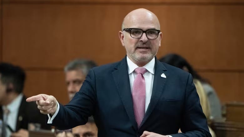 Conservatives increase pressure on Boissonnault to resign post image