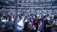 At Rogers Centre, Taylor Swift fans set a mobile data record post image