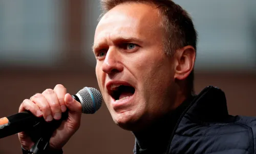 Russian activist and Putin critic Alexei Navalny dies in prison post image